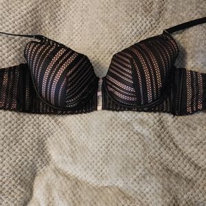 Victoria's Secret bra 38 double d underwire